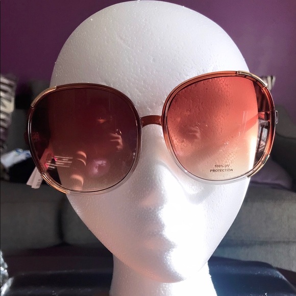 Oversized frames - Picture 1 of 1